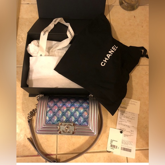 Authentic limited edition CHANEL LE BOY BAG SILVER NAPA LEATHER & POLYURETHANE - Picture 3 of 3